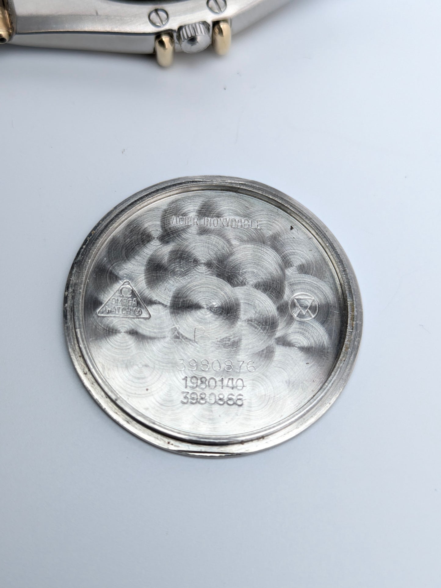 Faites une offre pour acheter cette pièce avant sa sortie officielle / Omega Constellation Chronometer de 1982 