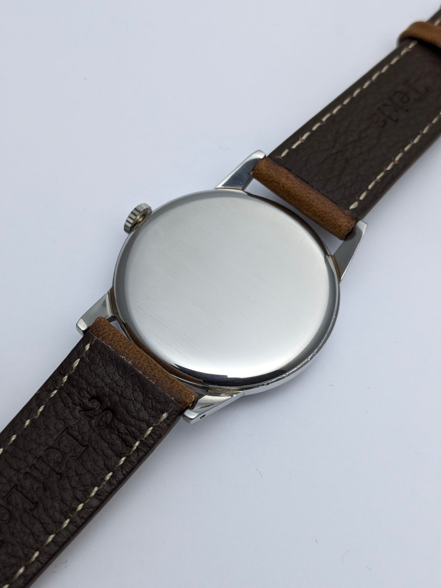 Accès anticipé - Omega Jumbo 38 mm / Vintage 1952 