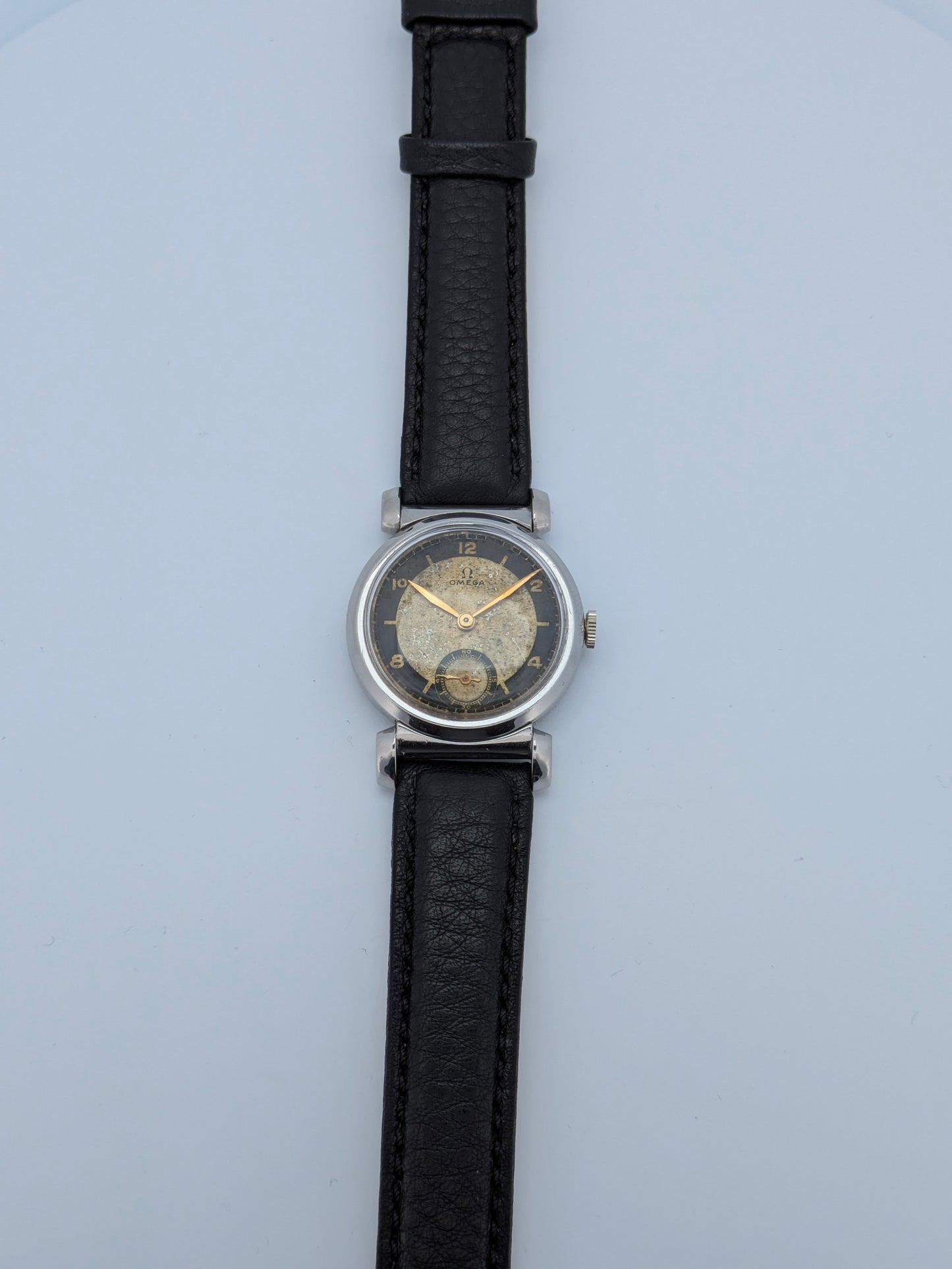 Faites une offre pour acheter cette pièce avant sa sortie officielle / Omega Scarabée - Antique 1935 