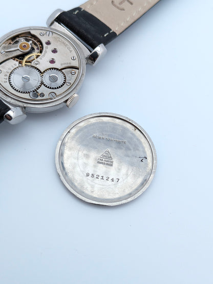 Faites une offre pour acheter cette pièce avant sa sortie officielle / Omega Scarabée - Antique 1935 