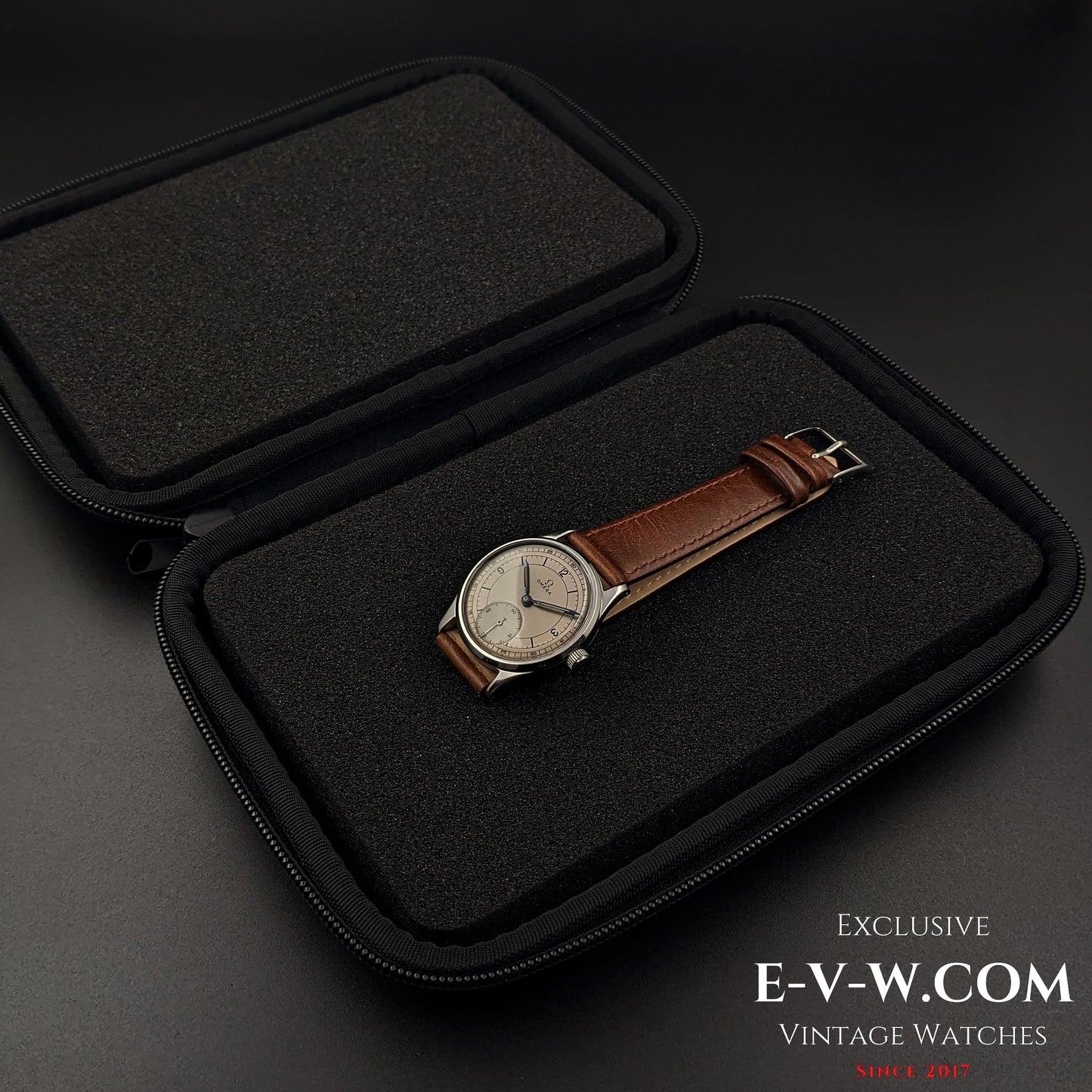 Omega à cadran sectoriel / Réf. 30T2 / Calibre 265 (famille 30T2) / Boîtier Dennison rare / Vintage 1950