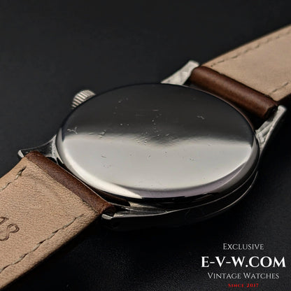 Omega à cadran sectoriel / Réf. 30T2 / Calibre 265 (famille 30T2) / Boîtier Dennison rare / Vintage 1950