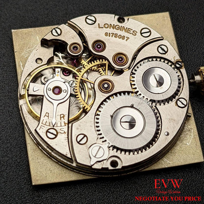 Montre Longines ancienne en or 14 carats de 1941 / Extrait des archives Longines / Entièrement révisée 
