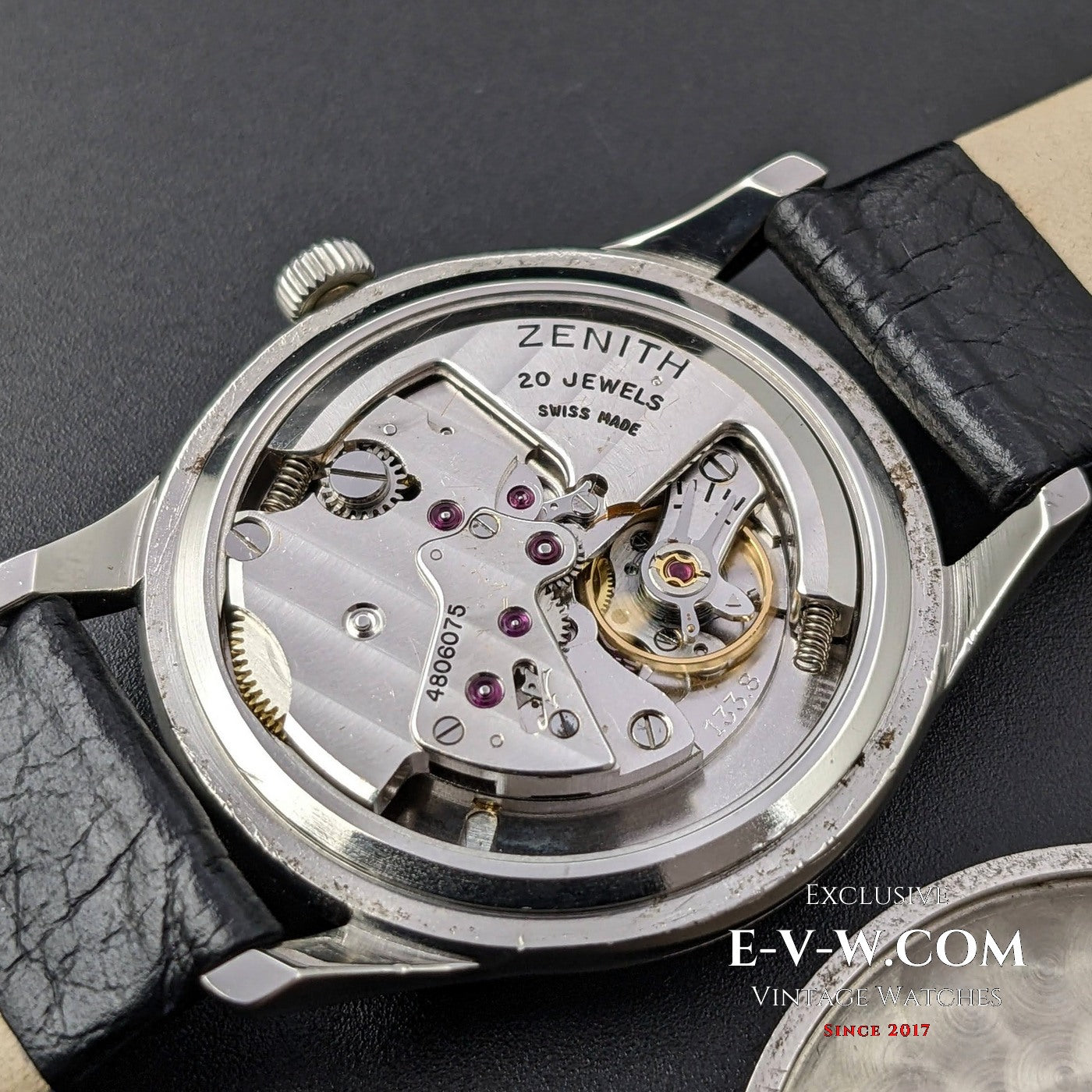 Pistolet automatique Zenith à percussion, calibre 133,8 / Jumbo 37 mm / Année 1959 / Entièrement révisé