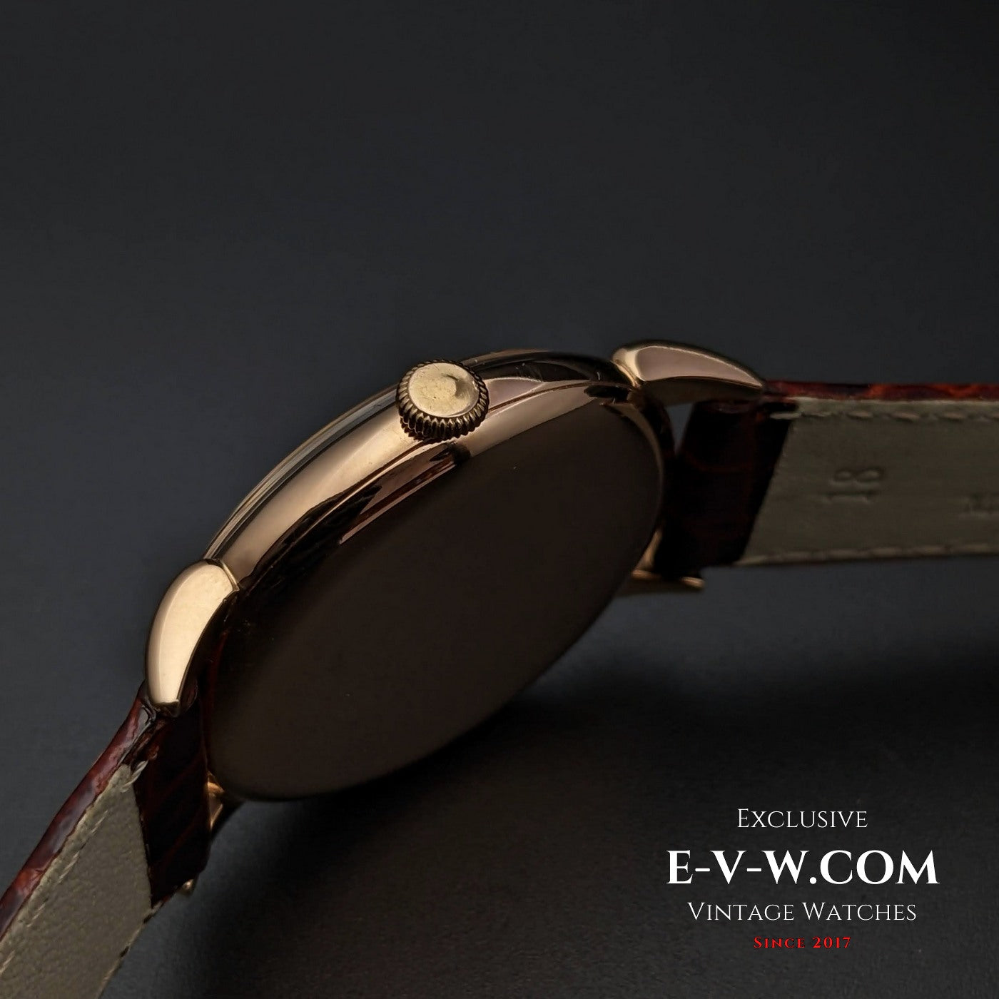 Montre IWC Schaffhausen unique en or rose 18 carats / Cal. 88 / Vintage 1946 / Entièrement révisée 