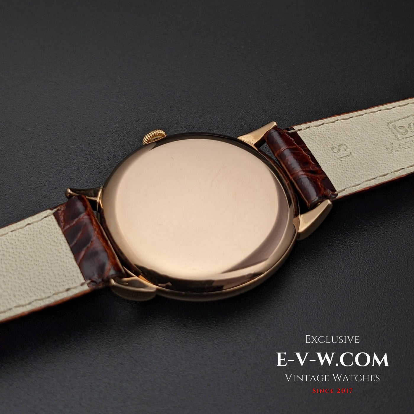 Montre IWC Schaffhausen unique en or rose 18 carats / Cal. 88 / Vintage 1946 / Entièrement révisée 