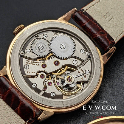 Montre IWC Schaffhausen unique en or rose 18 carats / Cal. 88 / Vintage 1946 / Entièrement révisée 