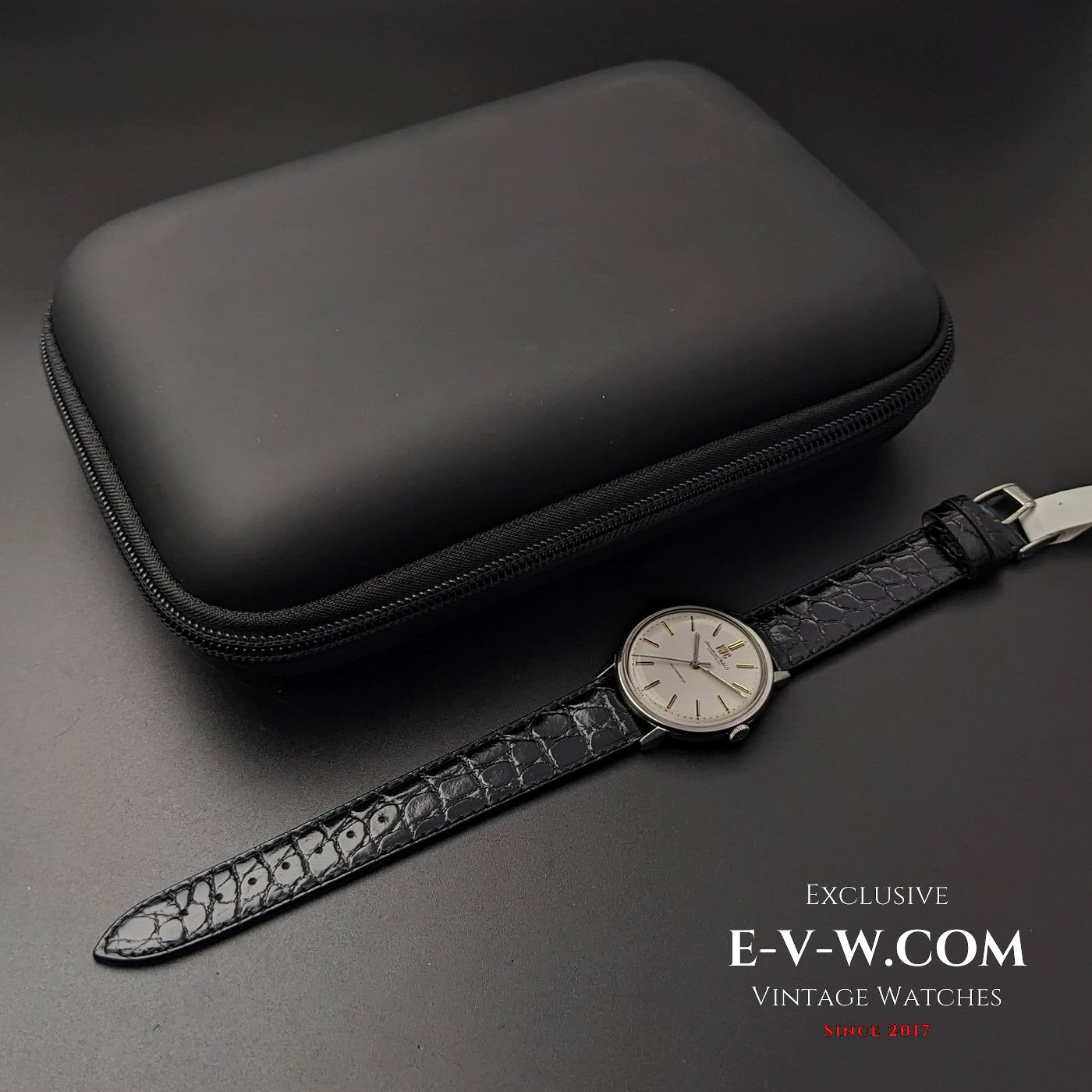 IWC Schaffhausen Automatique Réf. 803A / Cal. 854 / Année 1964 / Entièrement révisée 