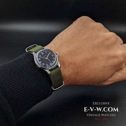 Longines Military Seconde Guerre mondiale / Modèle années 1940 / Calibre 12,68N / Entièrement révisée