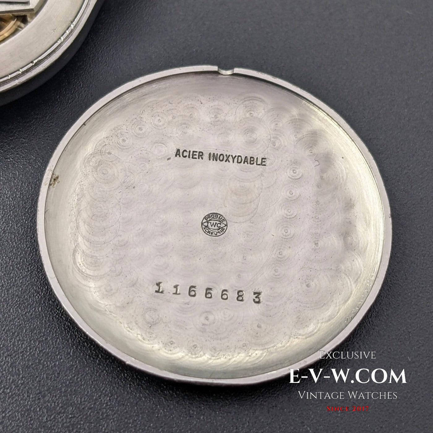 IWC Schaffhausen Cal. 83 / Millésime 1946 / Entièrement révisée