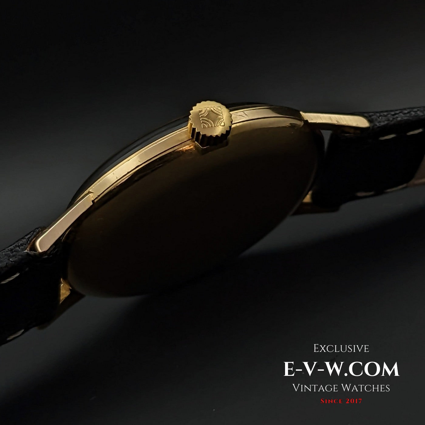 Zenith Unique Or massif 18 carats / Cadran guilloché / Calibre 2531 / Vintage années 1960 / Entièrement révisée