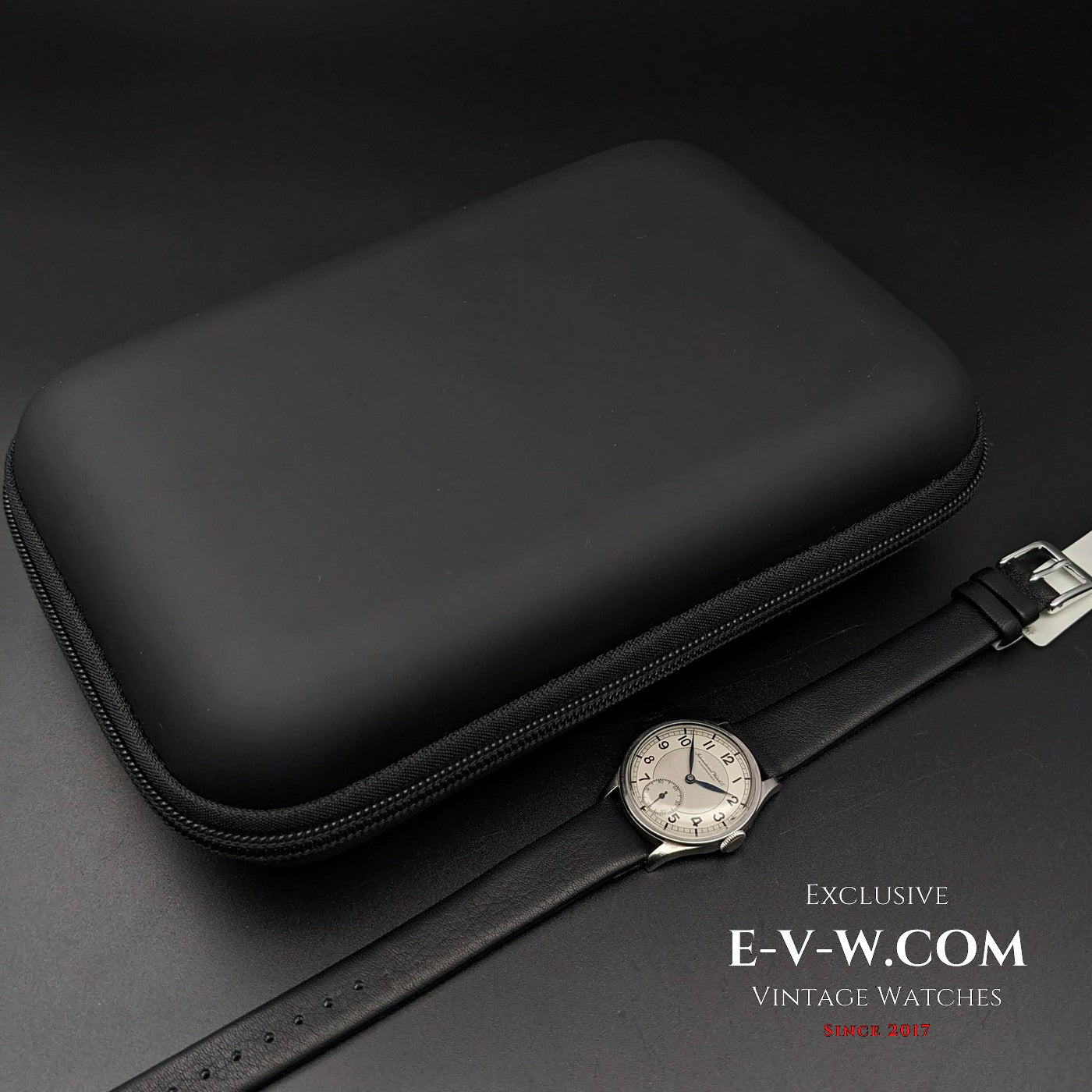 IWC Schaffhausen Art Déco / Cadran bicolore / Calibre 83 rare / Vintage Seconde Guerre mondiale 1938 / Entièrement révisée