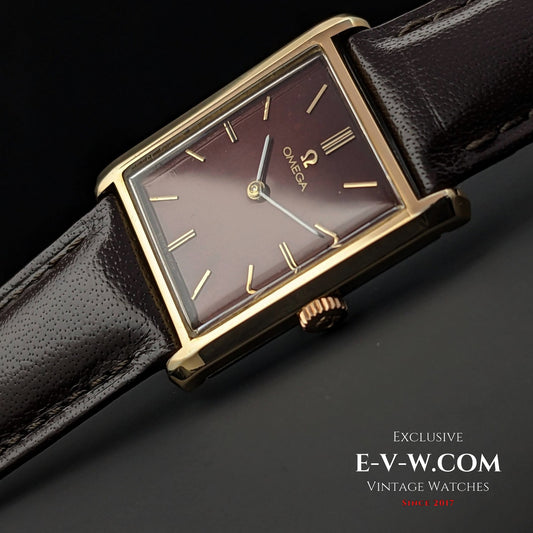 Vintage Omega Bordeaux Square Ref 111.004