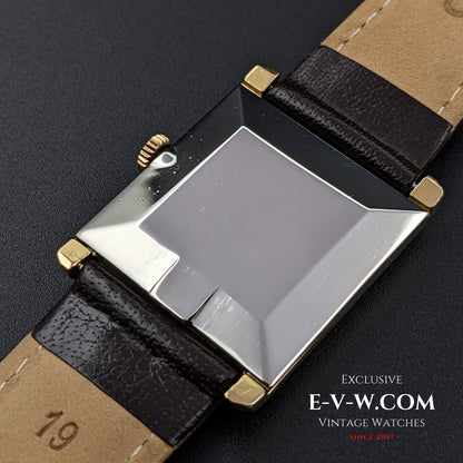 Omega Bordeaux Square Gold Plaque des années 1960 / Entièrement révisée 