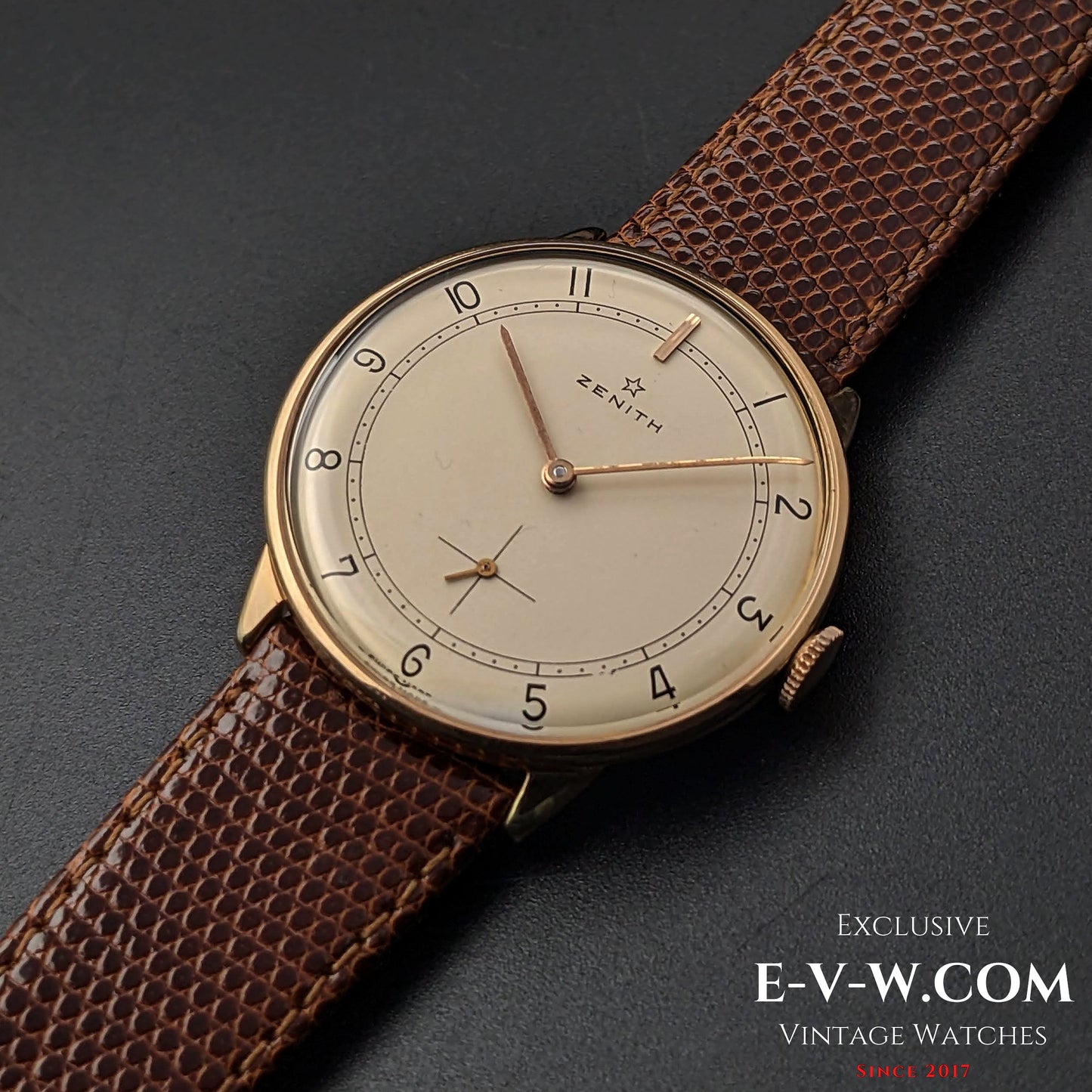 Plaque plaquée or Zenith classique / Cadran sectoriel / Calibre 40 / Vintage 1960