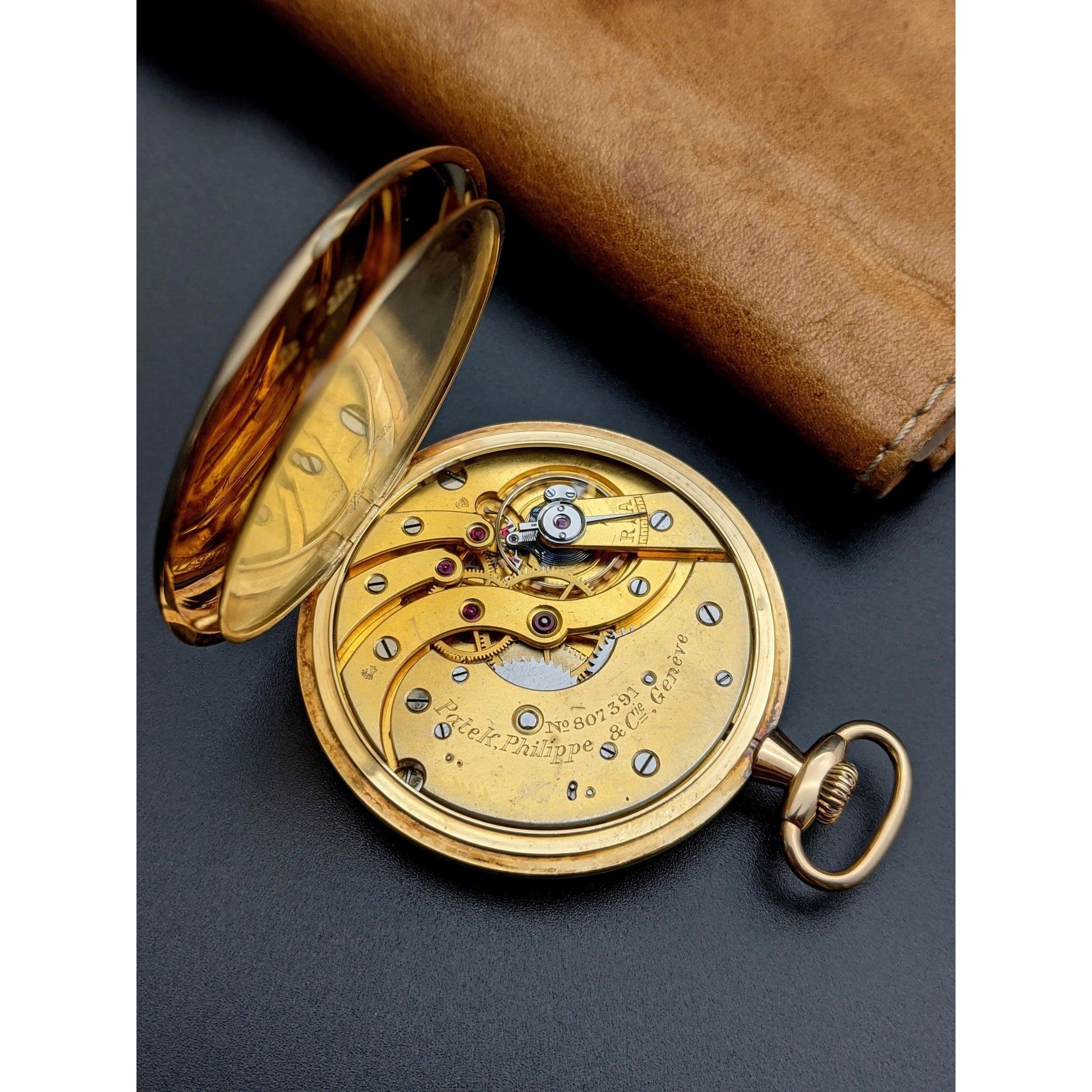 Patek Philippe 1924 unique Geneve Gold with Extract from  Patek Philippe Archives - E-V-W.com